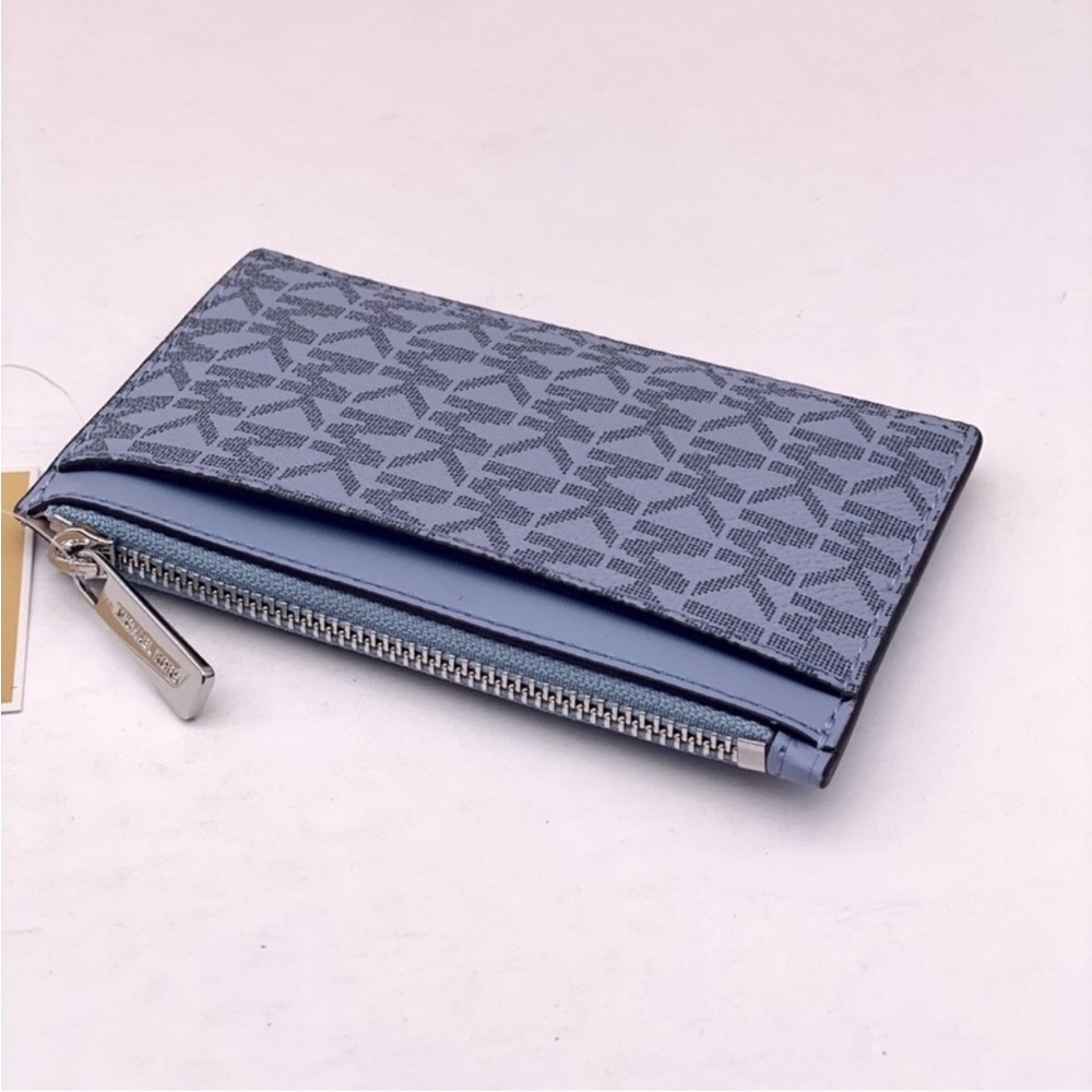 Michael Kors Medium Top Zip Card Case Wallet Coin Pouch pale Blue - Picture 8 of 14